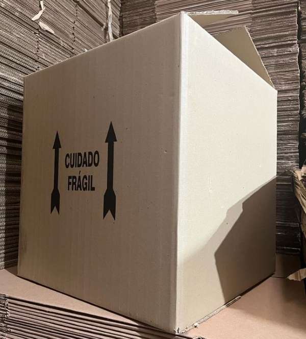 Caixa para envio de mercadoria